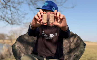 PVA materiály pri love kapra: kedy použiť vrecko, pančuchu alebo pásku?
