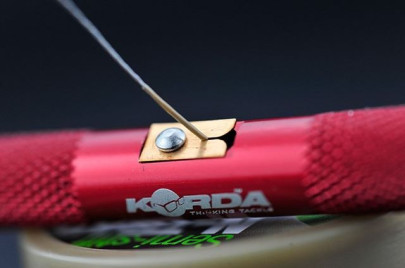 Sťahovač šnúrky Strippa Tool