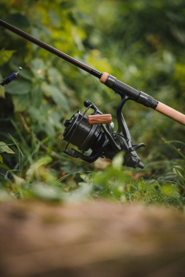 Navijak Deluxe Reel FS 9000 + cievka 10000 ZDARMA