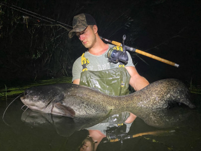 Navijak Zeus ZX 8000