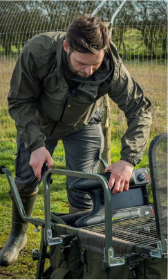 Zavážacia loďka Hunter 750 Bait Boat