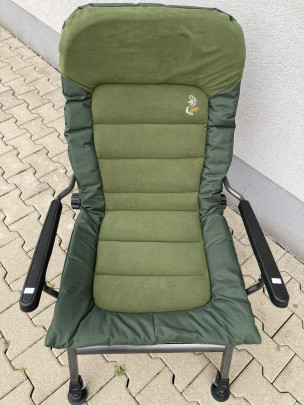 Kreslo FK6 Carp