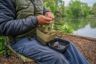 Miska s Lopatkou Method Mix Bait Tub Set