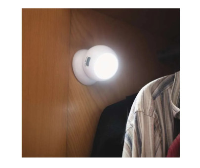 Svetlo LED P3324 s priestorovým senzorom
