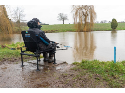 Kreslo Ignition Feeder Chair Combo