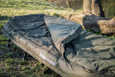 Lehátko So Spacákom Bedchair Sleeping Bag System RWX STD