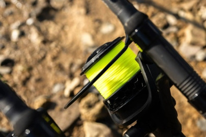 Šnúra Baseline Sinking Braid UV Yellow